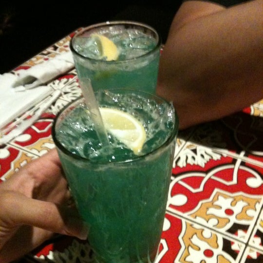 Photo taken at Chili&#39;s Grill &amp; Bar by Renée V. on 3/26/2012