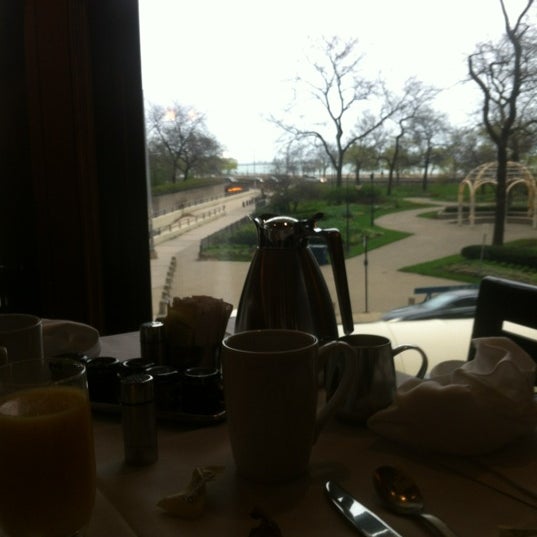 Great breakfast buffet.  Great view of the lake.