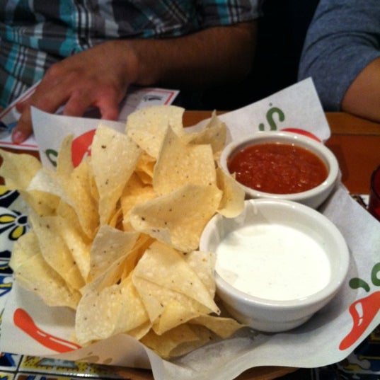 Photo taken at Chili&#39;s Grill &amp; Bar by Jade S. on 8/29/2012