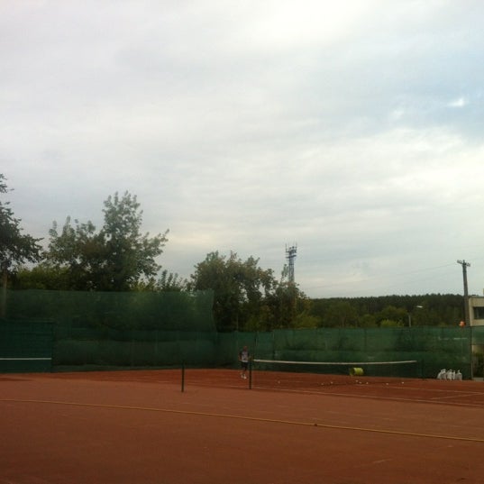 Das Foto wurde bei Теннисный клуб &quot;MAXTENNIS&quot; von Stas_Rogozin am 8/21/2012 aufgenommen