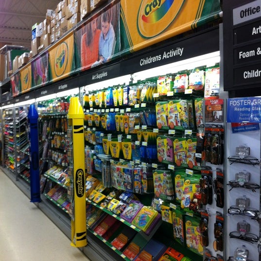 Staples Yellowknife, NT