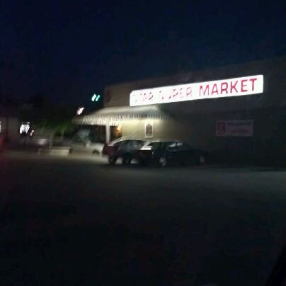 4/23/2012 tarihinde Connie W.ziyaretçi tarafından Star Super Market - Huntsville'de çekilen fotoğraf