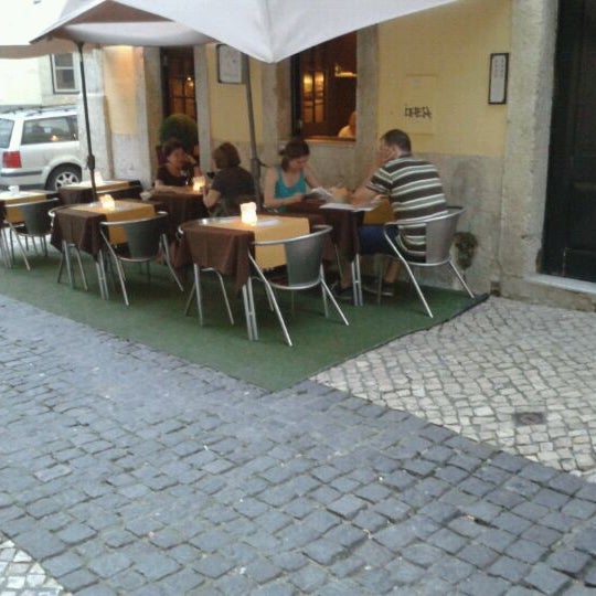 5/10/2012 tarihinde Diogo D.ziyaretçi tarafından Restaurante Stravaganza'de çekilen fotoğraf