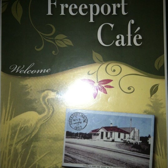 Снимок сделан в Freeport Cafe пользователем Chelsey S. 4/22/2012