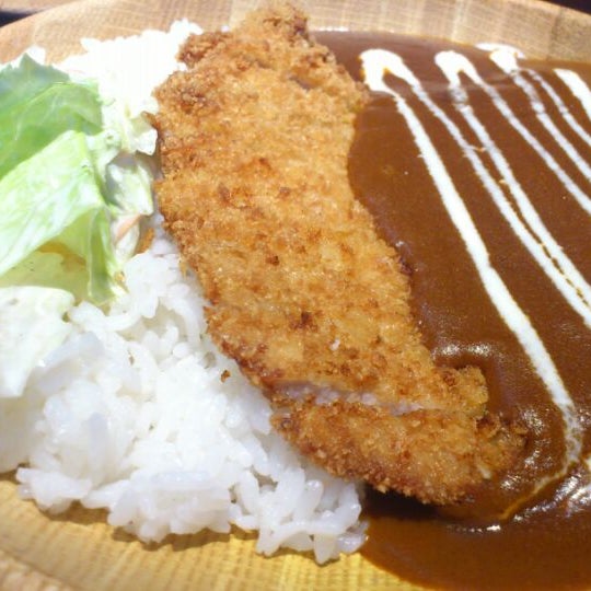 Photo taken at CURRY HOUSE by Ali 白. on 5/30/2012