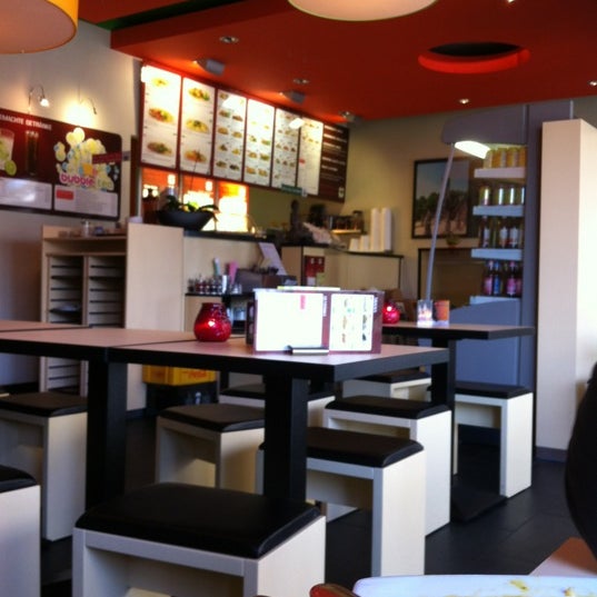 3/6/2012 tarihinde Anna C.ziyaretçi tarafından hello sushi'de çekilen fotoğraf