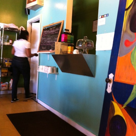 Photo taken at 5 Loaves Eatery by Tuff B. on 3/25/2012