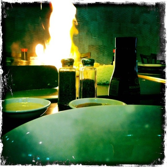 5/18/2012 tarihinde Chelsea B.ziyaretçi tarafından Asian City Restaurant'de çekilen fotoğraf