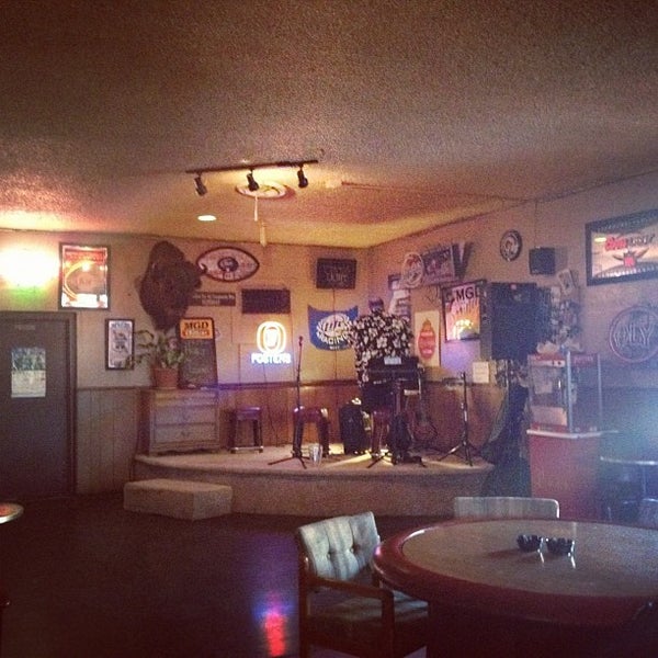 Elbow Room 2 tips from 20 visitors
