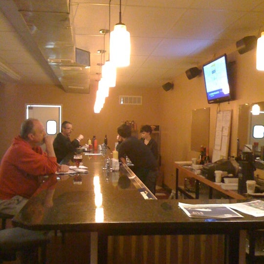 2/7/2012 tarihinde Cindy P.ziyaretçi tarafından Green Room Burgers &amp; Beer'de çekilen fotoğraf