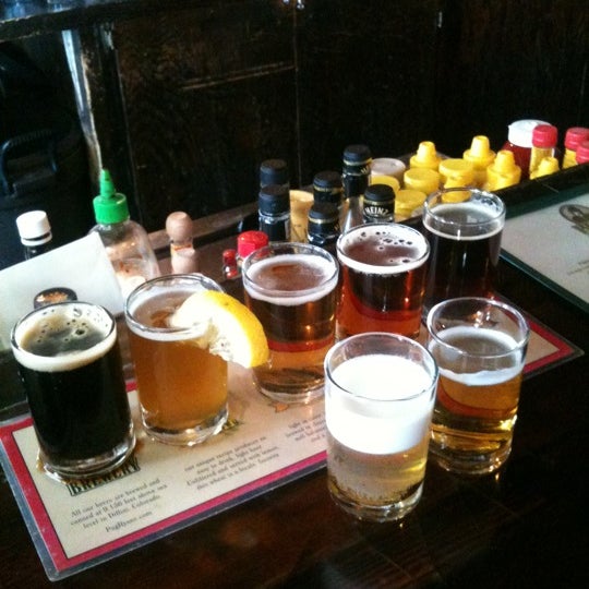Foto diambil di Pug Ryan&#39;s Brewery oleh icm 2. pada 6/8/2012