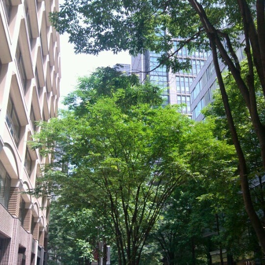 Photos At 丸の内仲通りビル Building