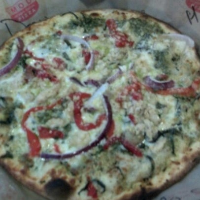 Photo taken at Mod Pizza by Drew B. on 7/9/2012