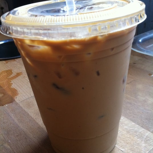 Photo taken at Lunchbox Brooklyn by thecoffeebeaners on 3/17/2012
