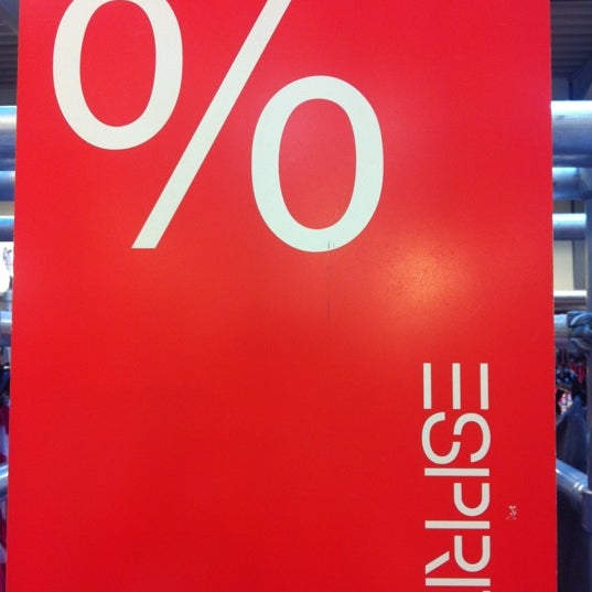 Esprit Outlet Magasin de vêtements à Ratingen