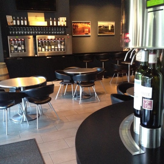 5/27/2012에 Maru D.님이 The Tasting Room Wine Bar &amp; Shop에서 찍은 사진