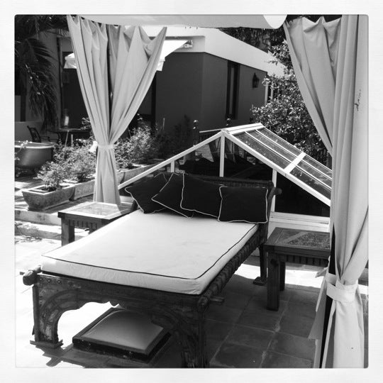 6/22/2012 tarihinde Ronald B.ziyaretçi tarafından Villa Herencia Hotel'de çekilen fotoğraf