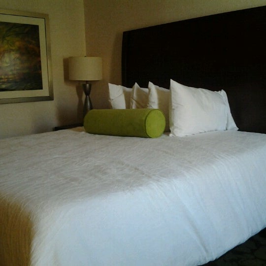 Photo taken at Hilton Garden Inn by Rija A. on 6/16/2012