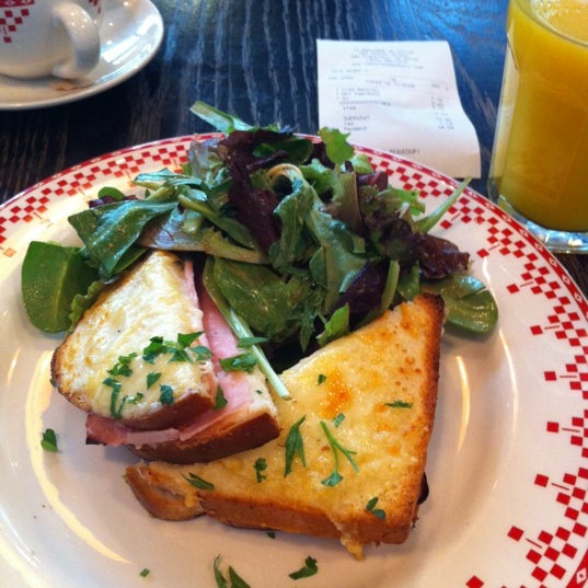 Croque Monsieur is pretty good and tasty. Try it