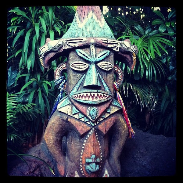 Photos At 魅惑のチキルーム スティッチ プレゼンツ アロハ エ コモ マイ The Enchanted Tiki Room Stitch Presents Aloha E Komo Mai 8 Tips