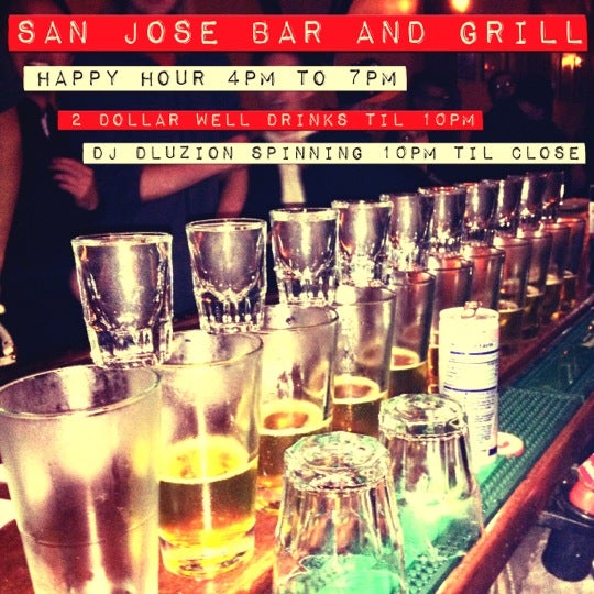 Foto scattata a San Jose Bar &amp; Grill da Rob G. il 7/26/2012