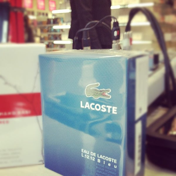 Летуаль уссурийск. Л этуаль самара. Летуаль магазины в москве. Летуаль краснодар. Только в июне акция.