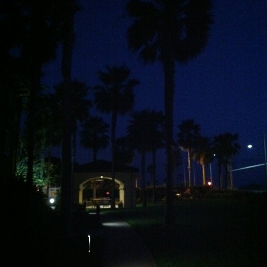 Снимок сделан в Hilton Garden Inn Carlsbad Beach пользователем Mark W. 2/27/2012