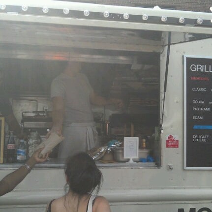 Photo taken at Morris Grilled Cheese Truck by Jess O. on 8/26/2012