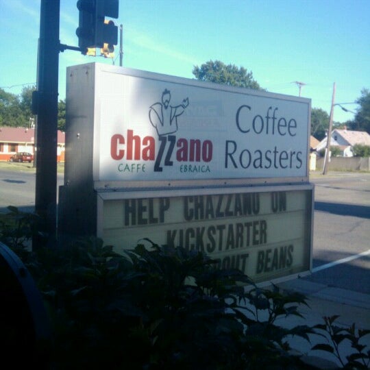 Photo taken at Chazzano Coffee Roasters by Erik O. on 6/14/2012