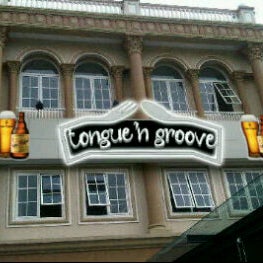6/24/2012 tarihinde Anastasia S.ziyaretçi tarafından Tongue &#39;n Groove'de çekilen fotoğraf