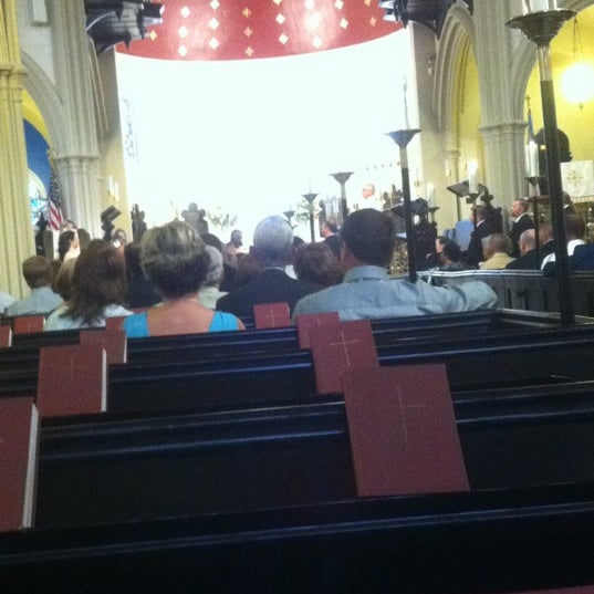 Foto tirada no(a) Trinity Episcopal Cathedral por Lauren F. em 5/12/2012