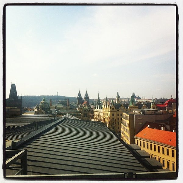 Снимок сделан в Marriott Hotel Prague пользователем Rick G. 3/18/2012