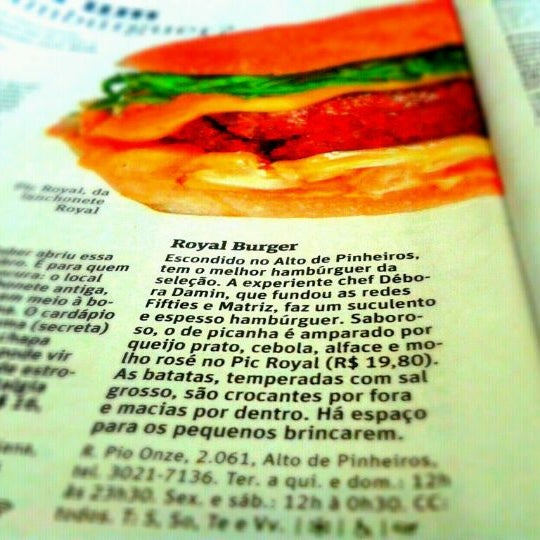 Foto scattata a Royal Burger da Felipe S. il 2/3/2012