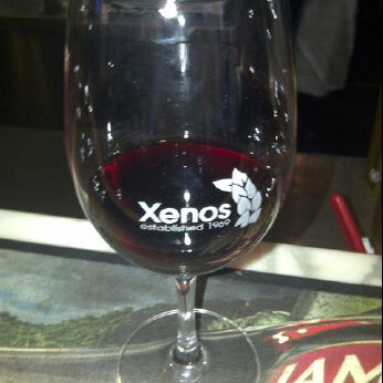 3/3/2012에 Social S.님이 Xenos Restaurant Bar Cafe에서 찍은 사진