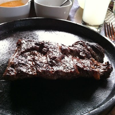 7/21/2012 tarihinde Emilio M.ziyaretçi tarafından El Argentino Steak House'de çekilen fotoğraf