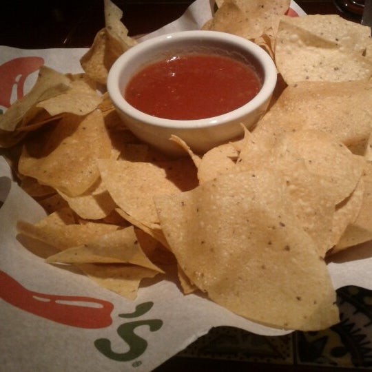 Photo taken at Chili&#39;s Grill &amp; Bar by Amanda S. on 8/13/2012