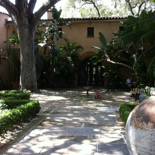 Pinewood Estate Mountain Lake 5 tips from 256 visitors