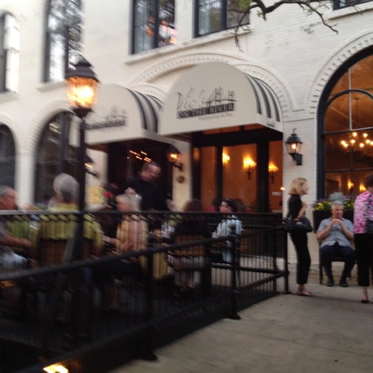 Vics Savannah Christmas 2022 Photos At Vic's On The River - Historic District-North - 114 Tips From 4448  Visitors