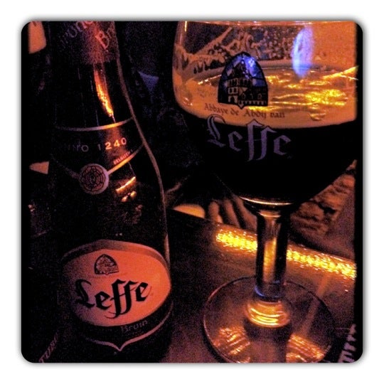 รูปภาพถ่ายที่ Rock&#39;n Beer โดย BERİL H. เมื่อ 8/24/2012