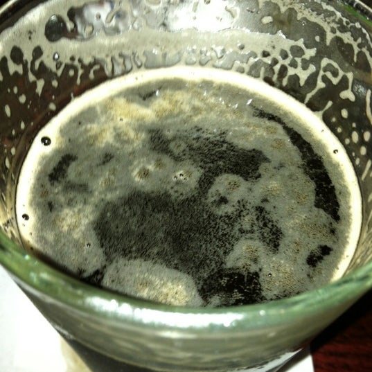 Photo taken at Humperdinks Restaurant &amp; Brewpub - Greenville by Bret C. on 7/19/2012