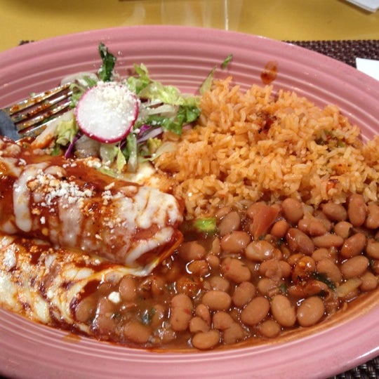รูปภาพถ่ายที่ Mexicali Grill โดย Ankur J. เมื่อ 3/30/2012