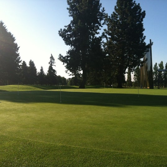 Santiam Golf Course Golf Course in Sublimity