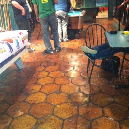 3/8/2012にEl C.がMulligan&#39;s Uptown Bar &amp; Grillで撮った写真
