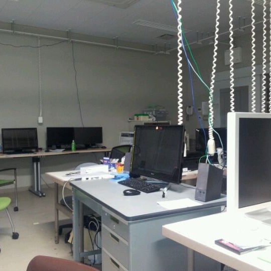 Photos At 金沢工業大学 感動デザイン工学研究所 八束穂3 2 Photos At 金沢工業大学 感動デザイン工学研究所 八束穂3 2