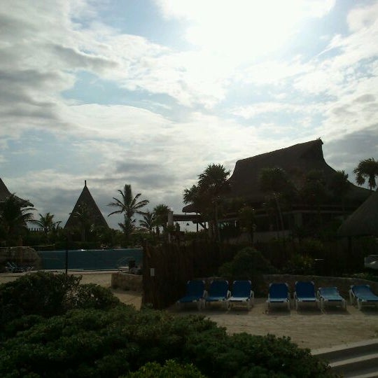 Foto tomada en Adonis Spa Resort  por Angel Juser A. el 5/18/2012