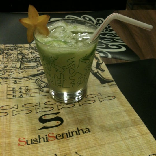 8/14/2012 tarihinde Juliana R.ziyaretçi tarafından Sushi Seninha'de çekilen fotoğraf