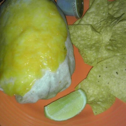 Снимок сделан в Taco Mex Restaurant пользователем Devin E. 8/18/2012
