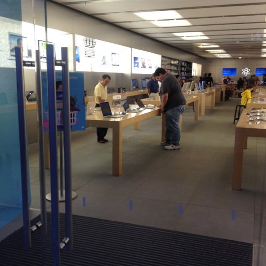 Photos at Apple Bayshore 5715 N Centerpark Way