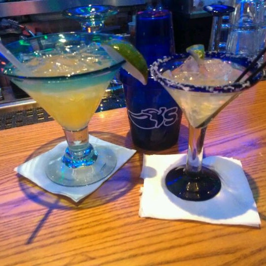 Photo taken at Chili&#39;s Grill &amp; Bar by iHustle H. on 6/11/2012