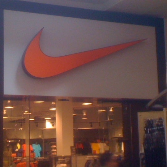 jersey gardens nike